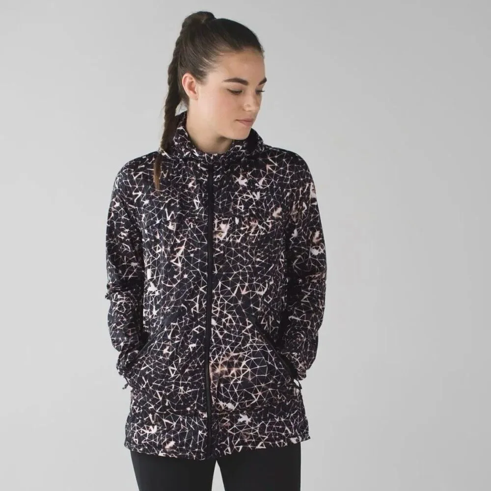 Lululemon | Miss Misty Jacket II Black Star Crushed Multi Women's Size 6